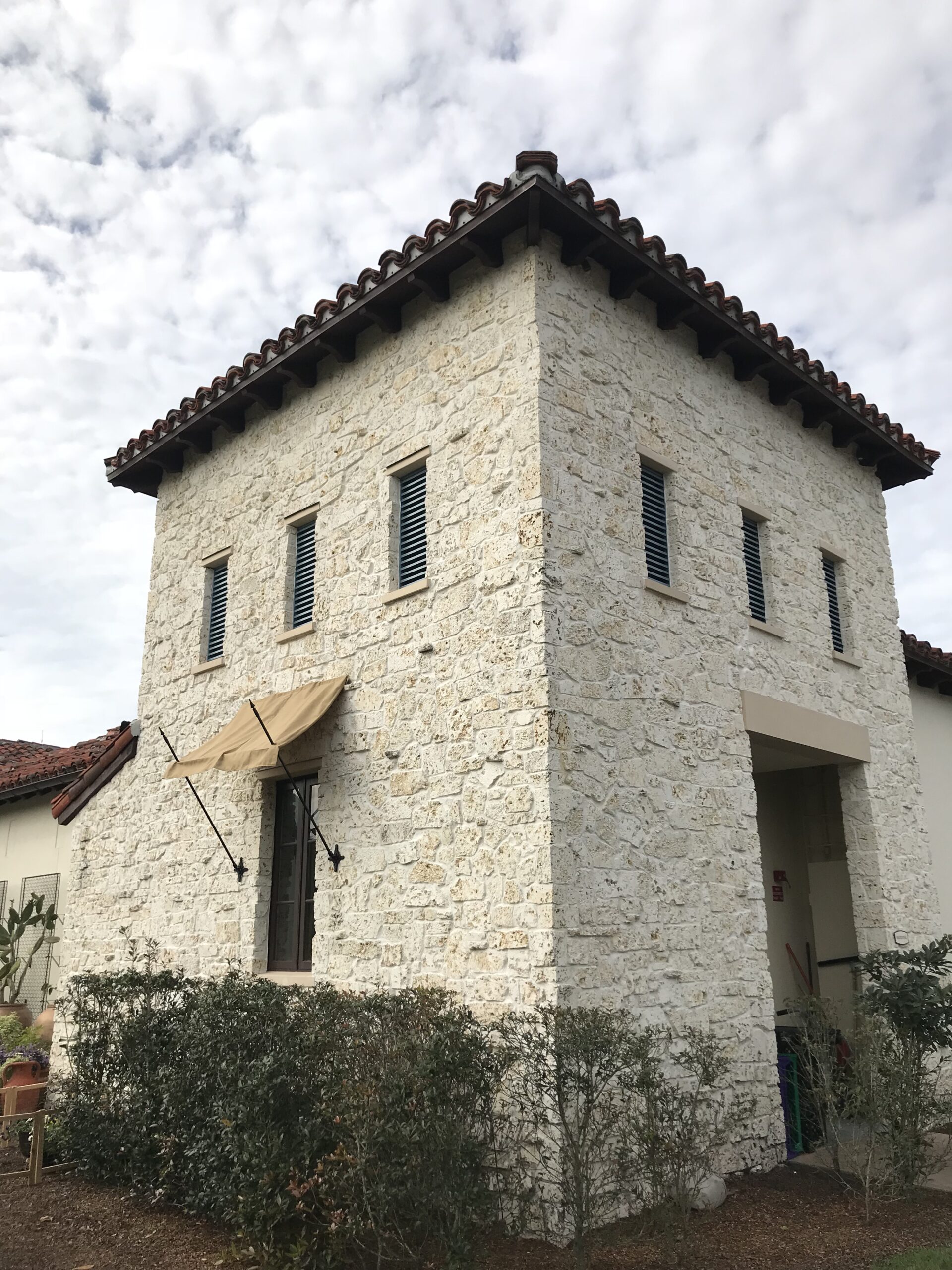 Oolite Coral Stone Veneer