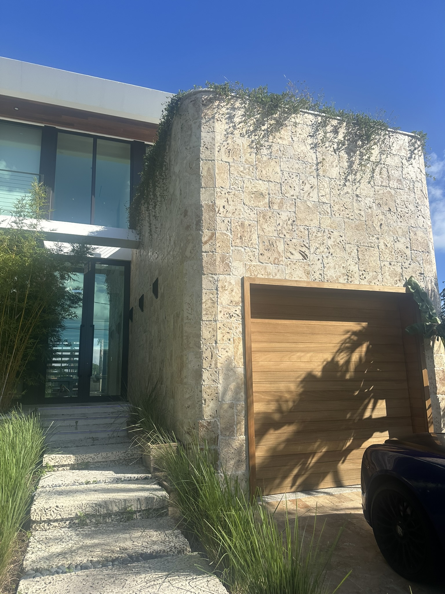 Miami Beach Patio Installation by Driveway and Paver Solutions